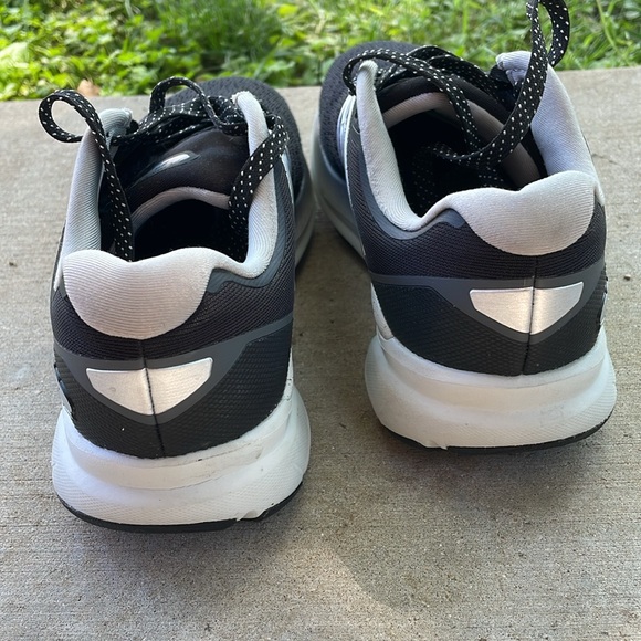 Women’s running shoes - Picture 4 of 6